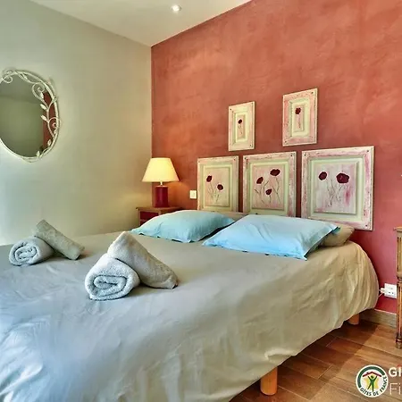 Localise - A80 - La Blanche - Cote Jardin - Plain-pied - Wifi Inclus - Draps Inclus - Animaux Bienvenue דירה *