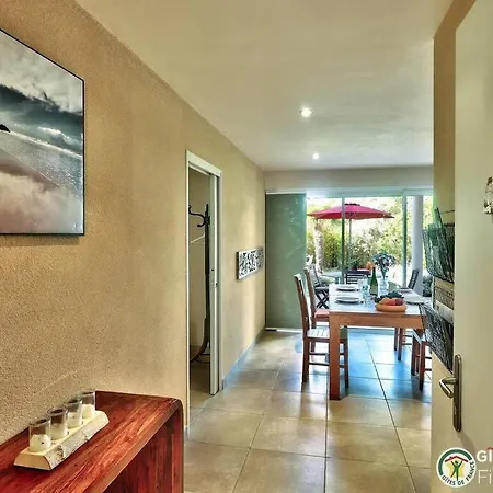 Localise - A80 - La Blanche - Cote Jardin - Plain-pied - Wifi Inclus - Draps Inclus - Animaux Bienvenue דירה