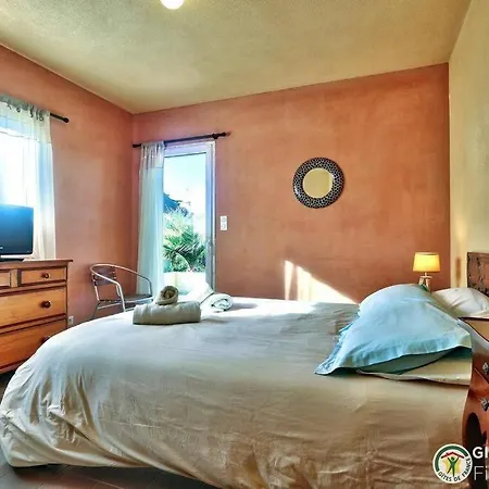 Localise - A80 - La Blanche - Cote Jardin - Plain-pied - Wifi Inclus - Draps Inclus - Animaux Bienvenue דירה *